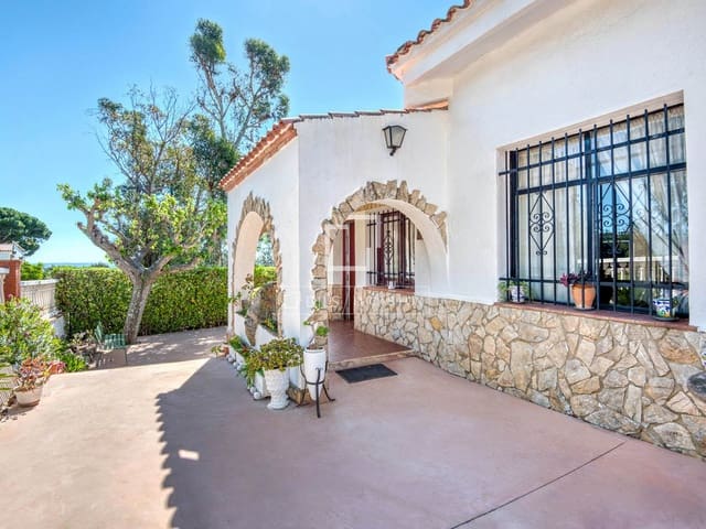 4 chambre Villa/Maison à vendre à Platja d'Aro, Castell-Platja d'Aro - 870 000 € (Ref: 9795772)