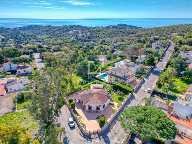 4 chambre Villa/Maison à vendre à Platja d'Aro, Castell-Platja d'Aro - 870 000 € (Ref: 9795772)