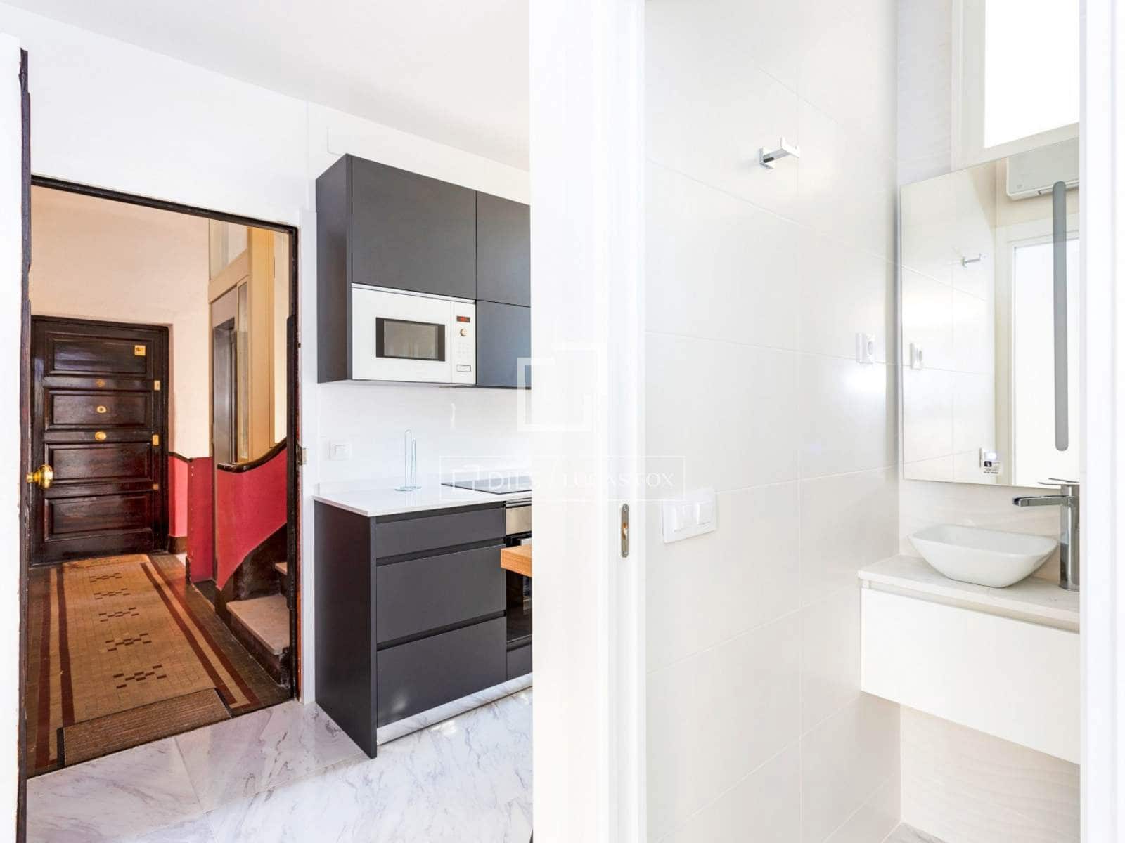 2 sovrum Lägenhet att hyra i Madrid stad - 2 500 € (Ref: 9795773)