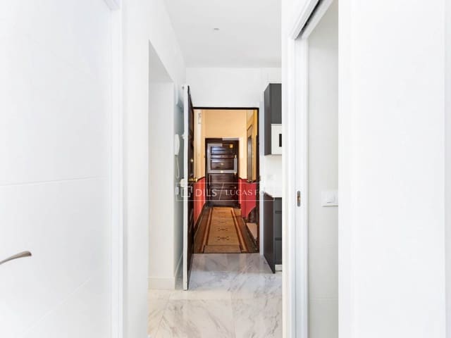 2 sovrum Lägenhet att hyra i Argüelles, Madrid stad - 2 500 € (Ref: 9795773)