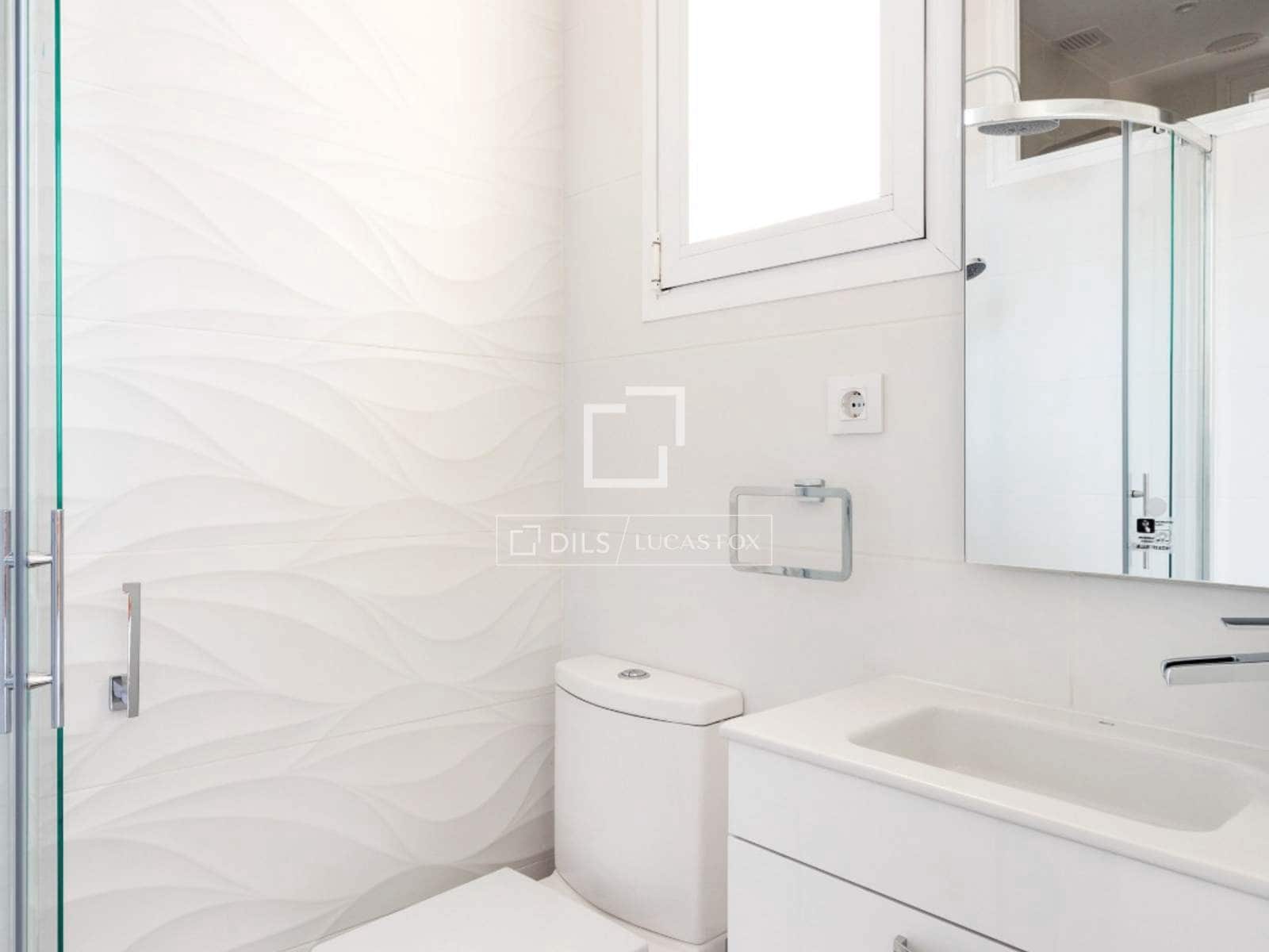 2 sovrum Lägenhet att hyra i Madrid stad - 2 500 € (Ref: 9795773)