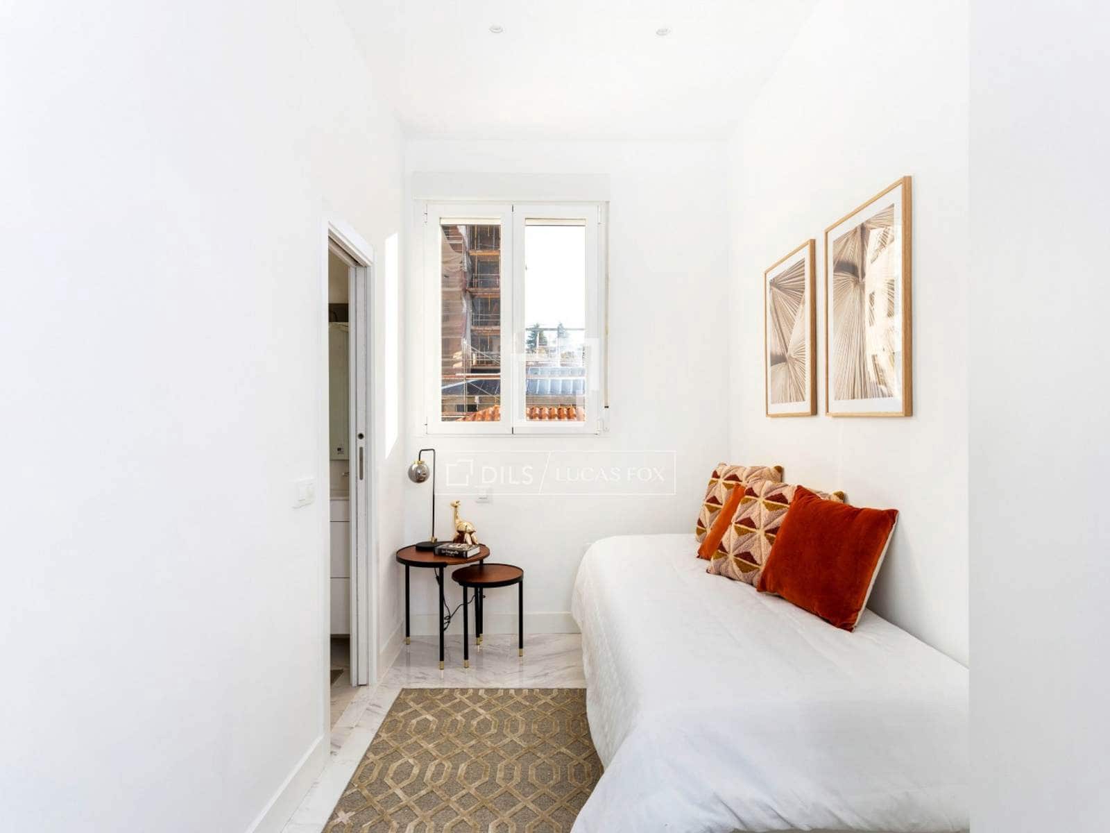 2 sovrum Lägenhet att hyra i Madrid stad - 2 500 € (Ref: 9795773)