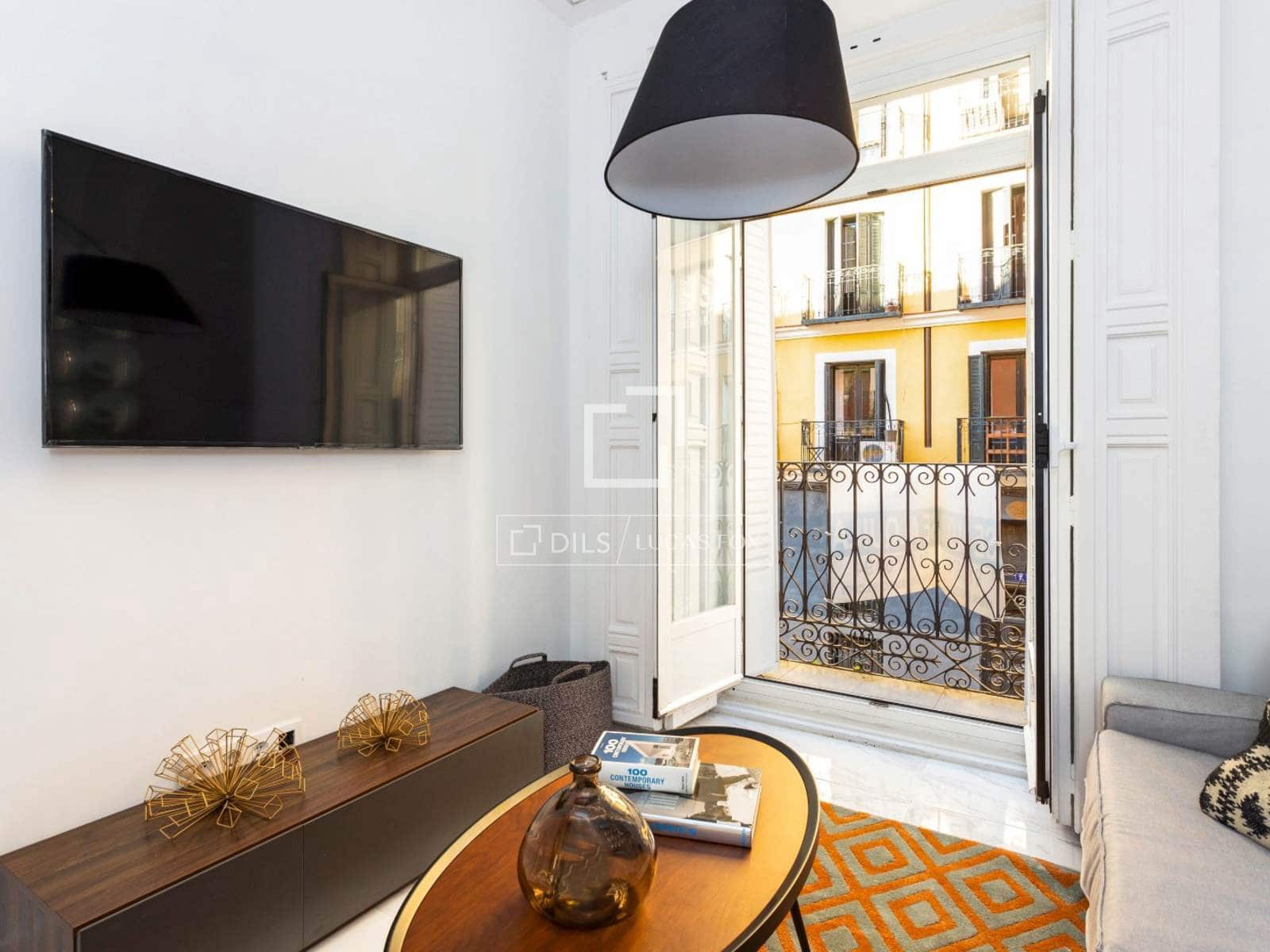 2 sovrum Lägenhet att hyra i Madrid stad - 2 500 € (Ref: 9795773)
