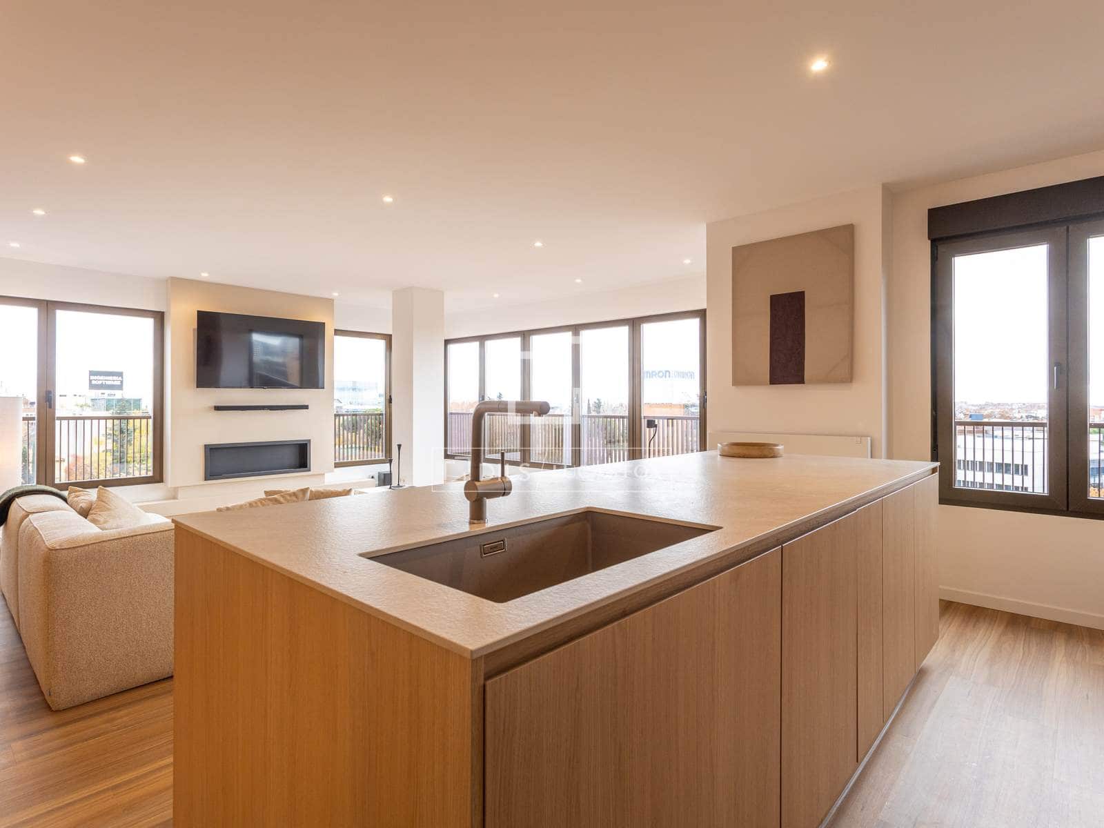 3 quarto Apartamento para venda em Madrid cidade com piscina garagem - 1 630 000 € (Ref: 9797427)