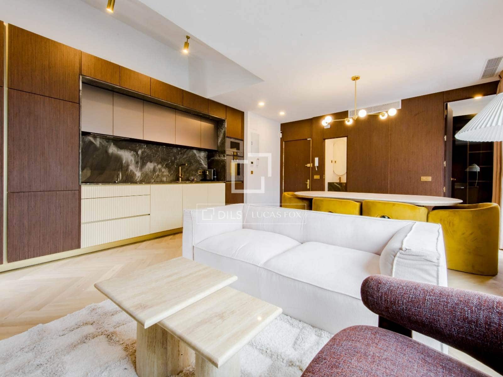 Penthouse de 2 chambres à louer à Madrid ville - 10 000 € (Ref: 9797428)