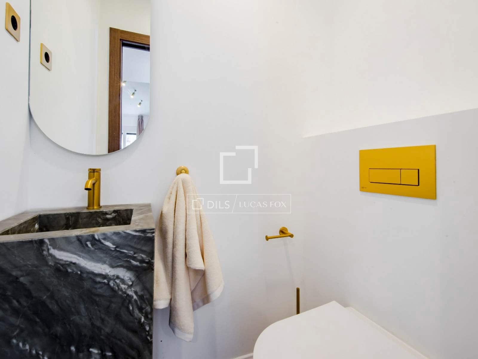 Penthouse de 2 chambres à louer à Madrid ville - 10 000 € (Ref: 9797428)