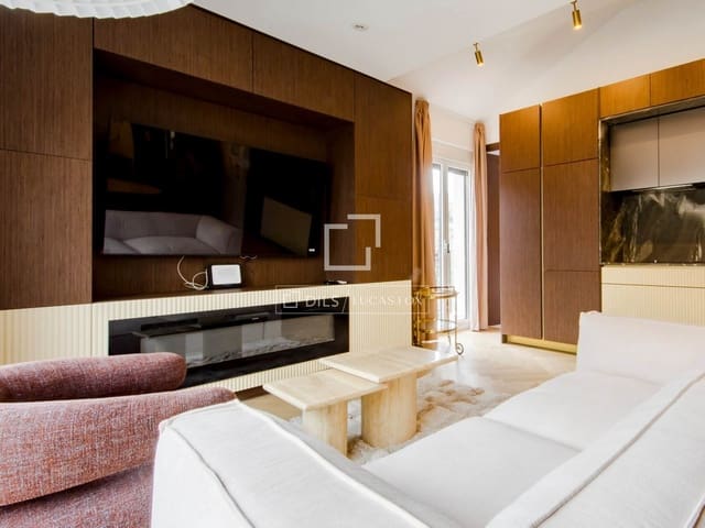 Penthouse de 2 chambres à louer à Madrid ville - 10 000 € (Ref: 9797428)