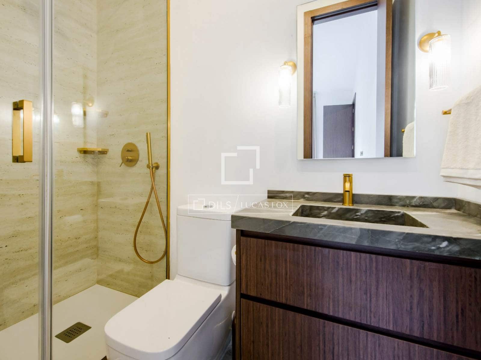 Penthouse de 2 chambres à louer à Madrid ville - 10 000 € (Ref: 9797428)