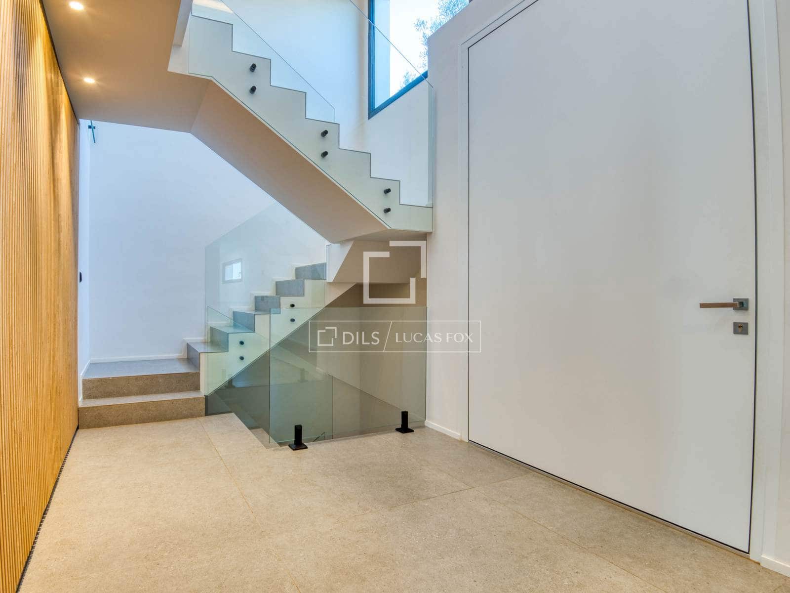 5 sypialnia Willa na sprzedaż w Santa Cristina d'Aro z basenem garażem - 2 325 000 € (Ref: 9797429)