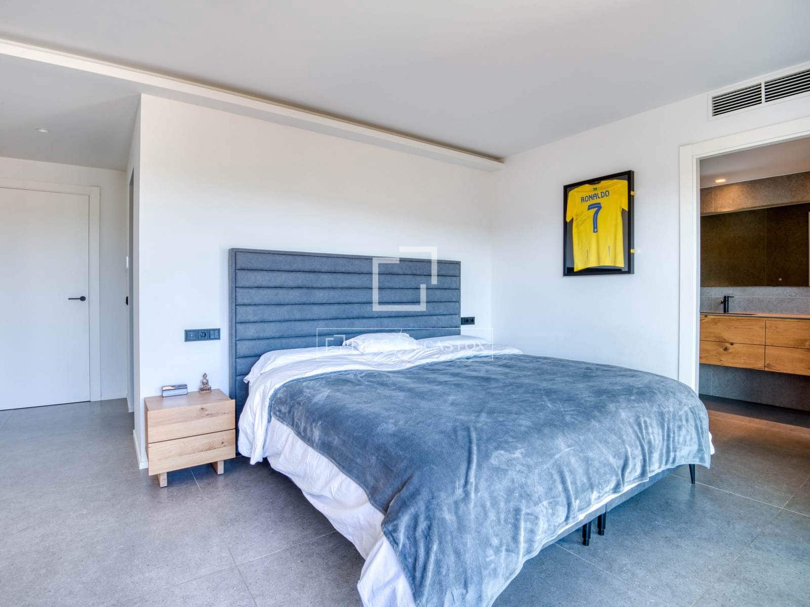 5 sypialnia Willa na sprzedaż w Santa Cristina d'Aro z basenem garażem - 2 325 000 € (Ref: 9797429)