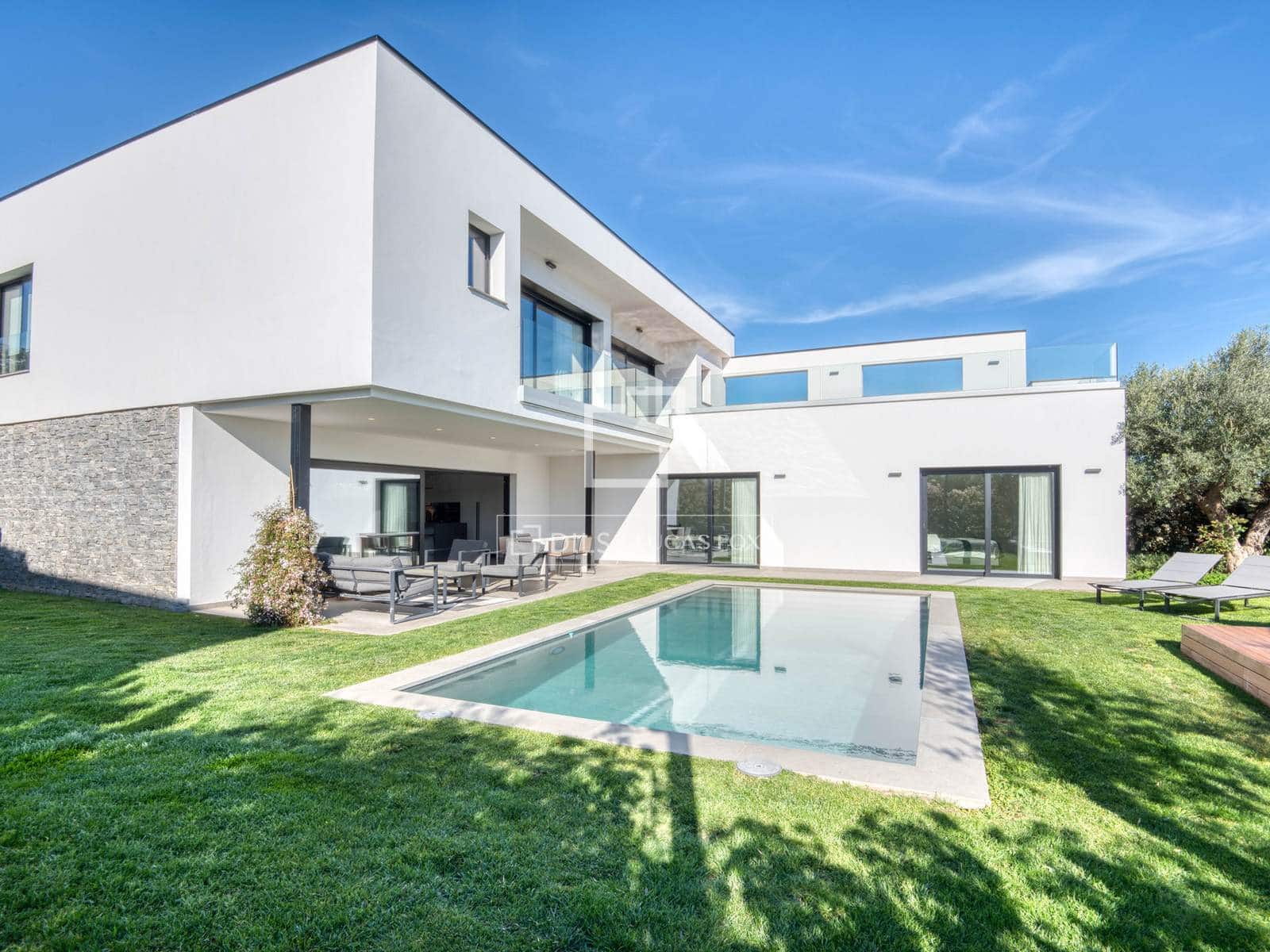 5 sypialnia Willa na sprzedaż w Santa Cristina d'Aro z basenem garażem - 2 325 000 € (Ref: 9797429)