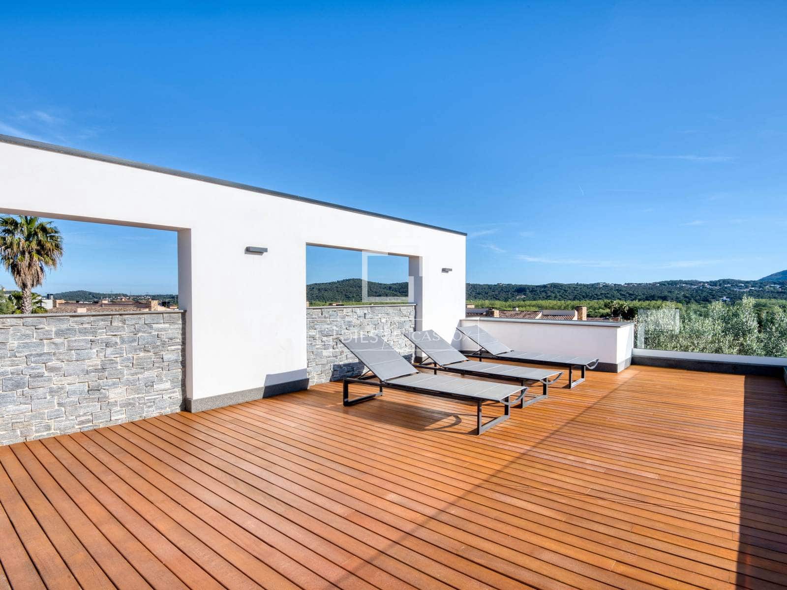 5 sypialnia Willa na sprzedaż w Santa Cristina d'Aro z basenem garażem - 2 325 000 € (Ref: 9797429)