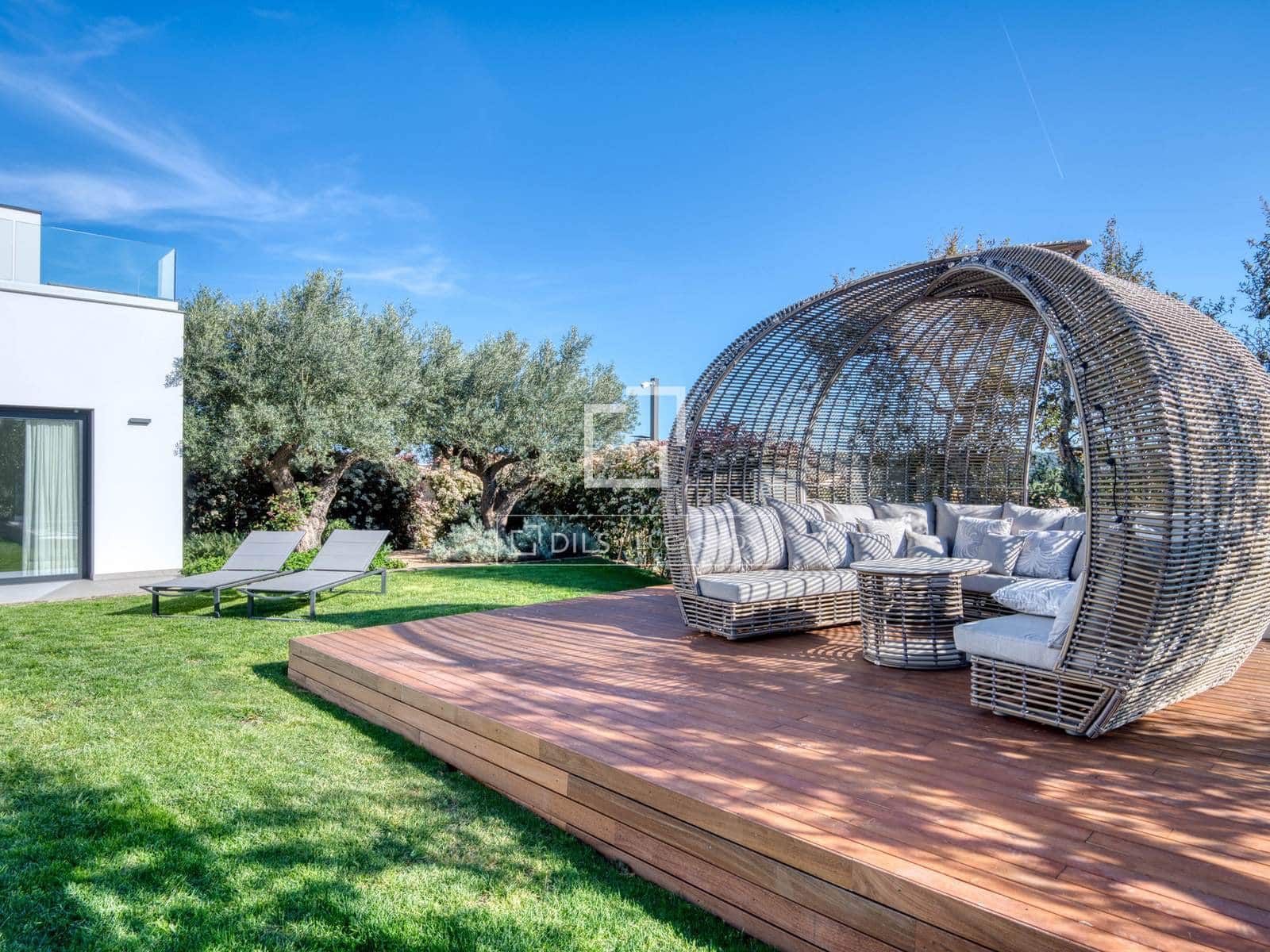 5 sypialnia Willa na sprzedaż w Santa Cristina d'Aro z basenem garażem - 2 325 000 € (Ref: 9797429)