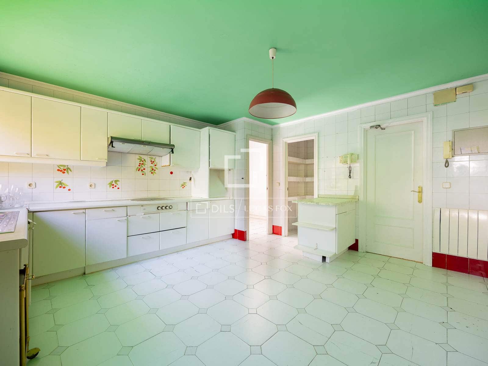 6 sypialnia Willa na sprzedaż w Miasto Madryt z basenem garażem - 2 700 000 € (Ref: 9798113)