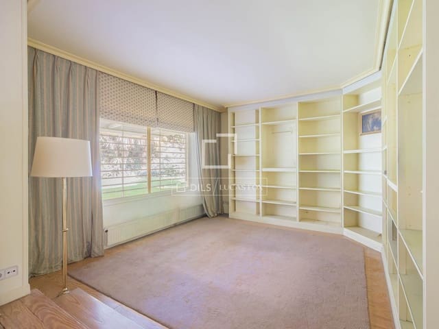 6 sypialnia Willa na sprzedaż w Miasto Madryt z basenem garażem - 2 700 000 € (Ref: 9798113)