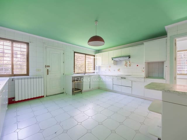 6 sypialnia Willa na sprzedaż w Miasto Madryt z basenem garażem - 2 700 000 € (Ref: 9798113)