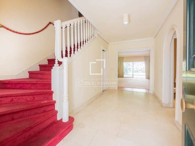 6 sypialnia Willa na sprzedaż w Miasto Madryt z basenem garażem - 2 700 000 € (Ref: 9798113)