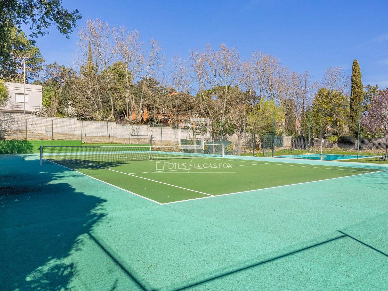 6 sypialnia Willa na sprzedaż w Miasto Madryt z basenem garażem - 2 700 000 € (Ref: 9798113)