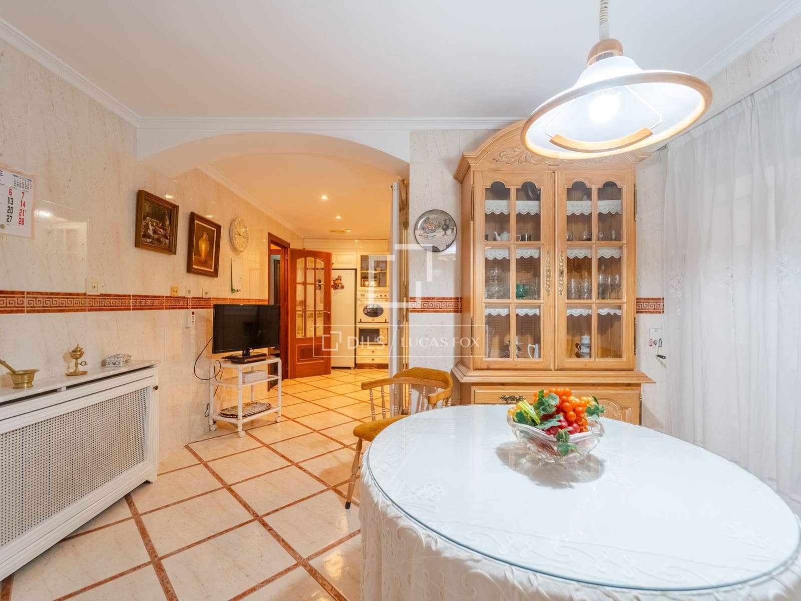 4 soveværelse Lejlighed til salg i Valencia by med garage - € 790.000 (Ref: 9798114)