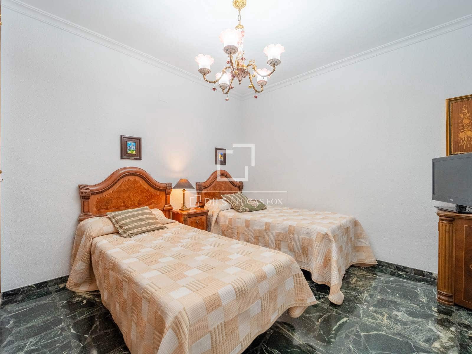 4 soveværelse Lejlighed til salg i Valencia by med garage - € 790.000 (Ref: 9798114)