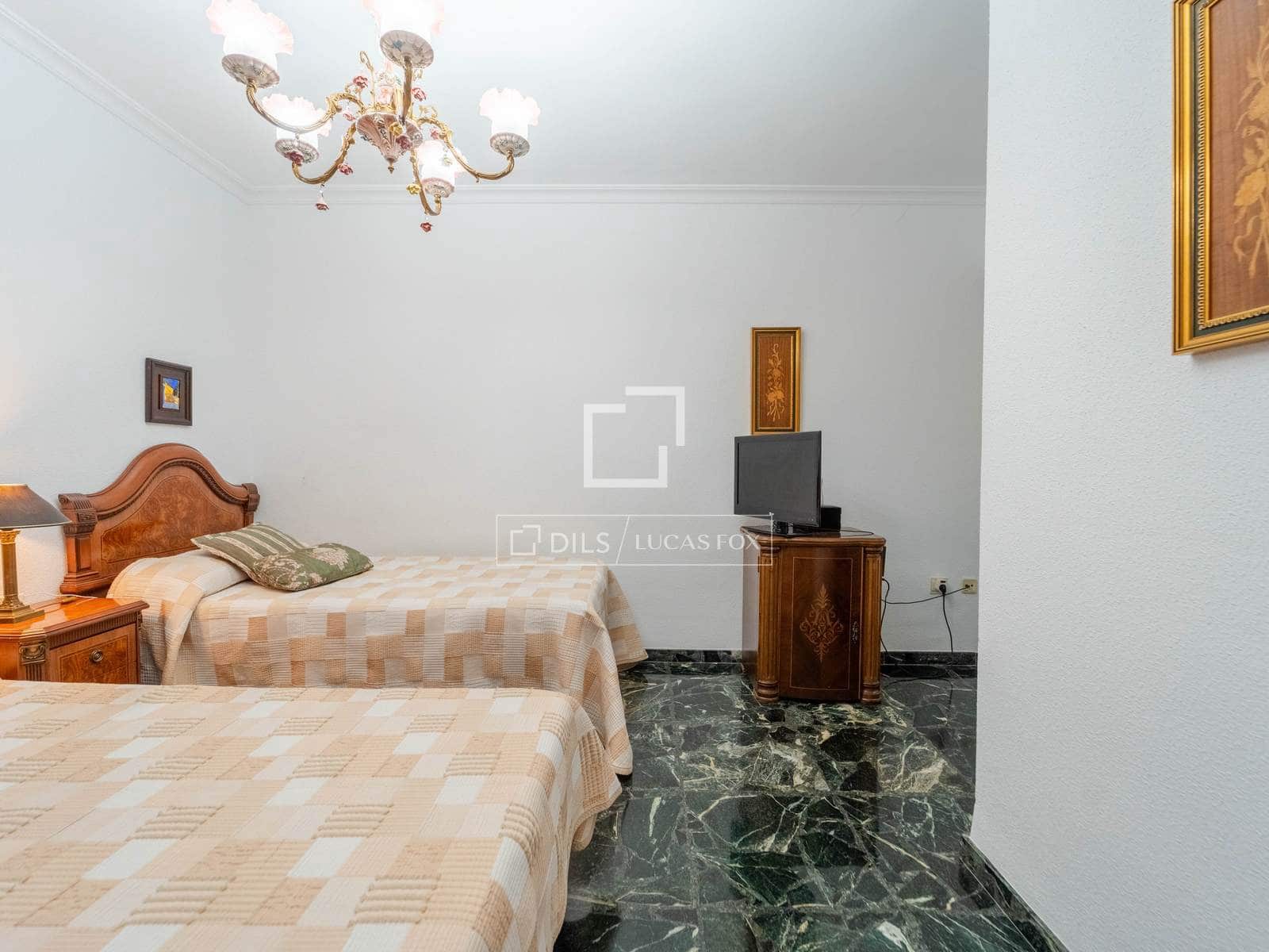 4 soveværelse Lejlighed til salg i Valencia by med garage - € 790.000 (Ref: 9798114)