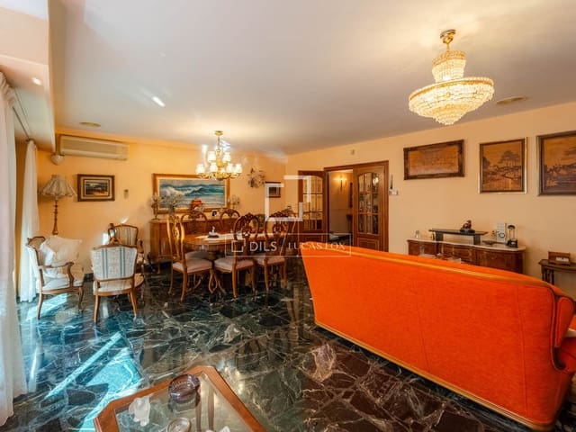 4 soveværelse Lejlighed til salg i Valencia by med garage - € 790.000 (Ref: 9798114)