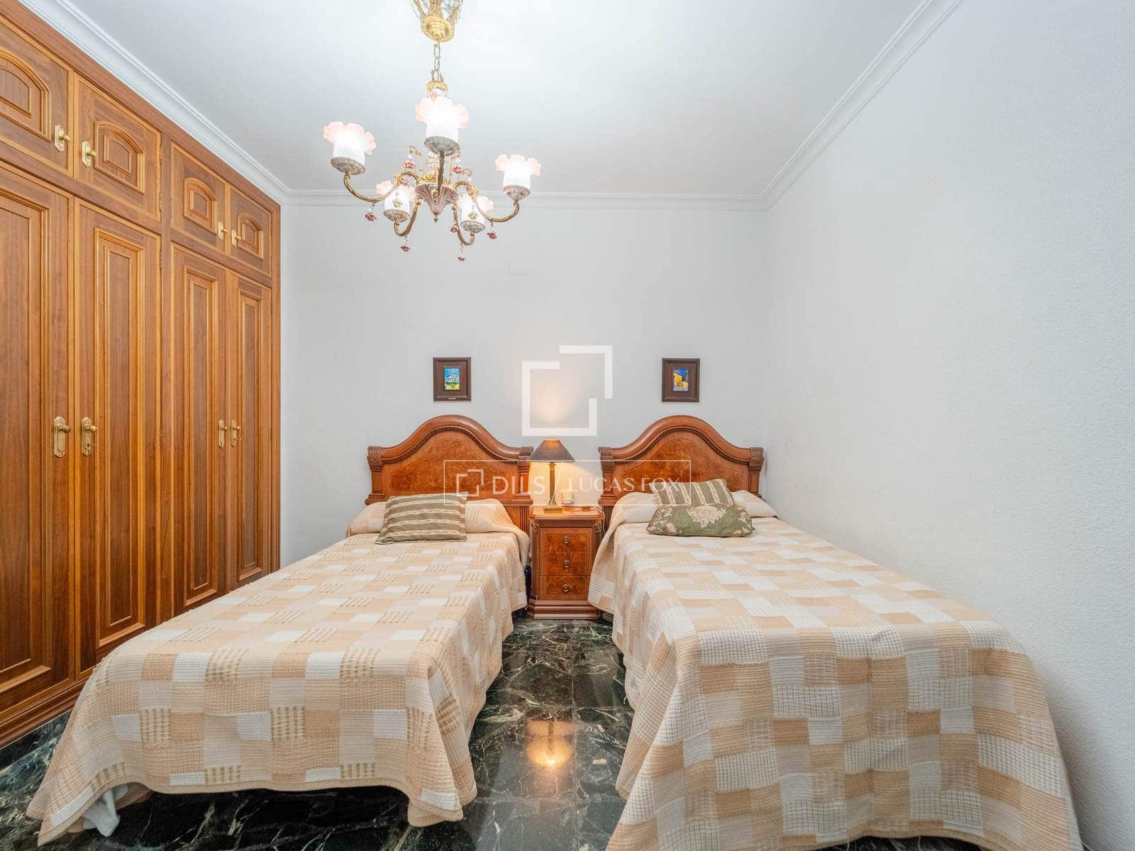 4 soveværelse Lejlighed til salg i Valencia by med garage - € 790.000 (Ref: 9798114)