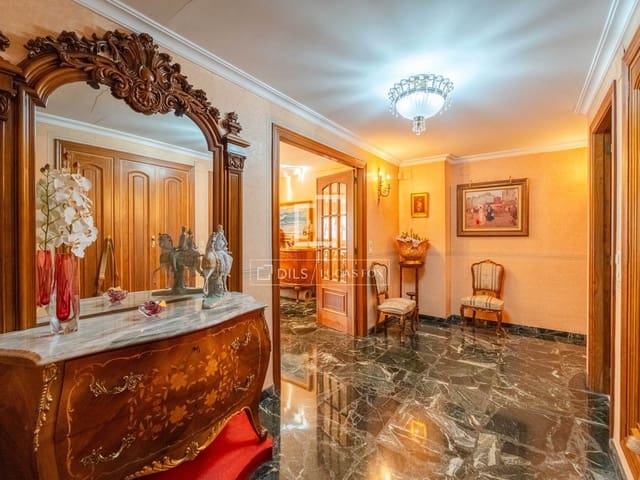 4 soveværelse Lejlighed til salg i Valencia by med garage - € 790.000 (Ref: 9798114)