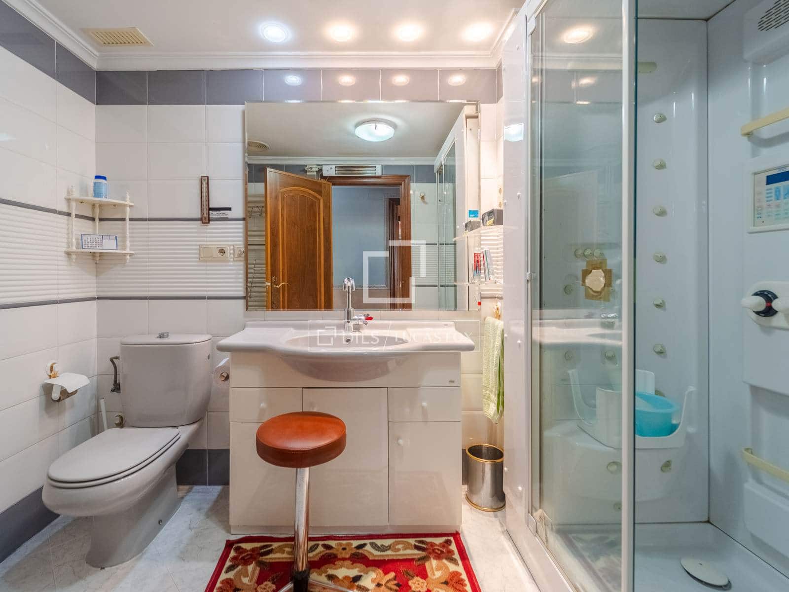 4 soveværelse Lejlighed til salg i Valencia by med garage - € 790.000 (Ref: 9798114)