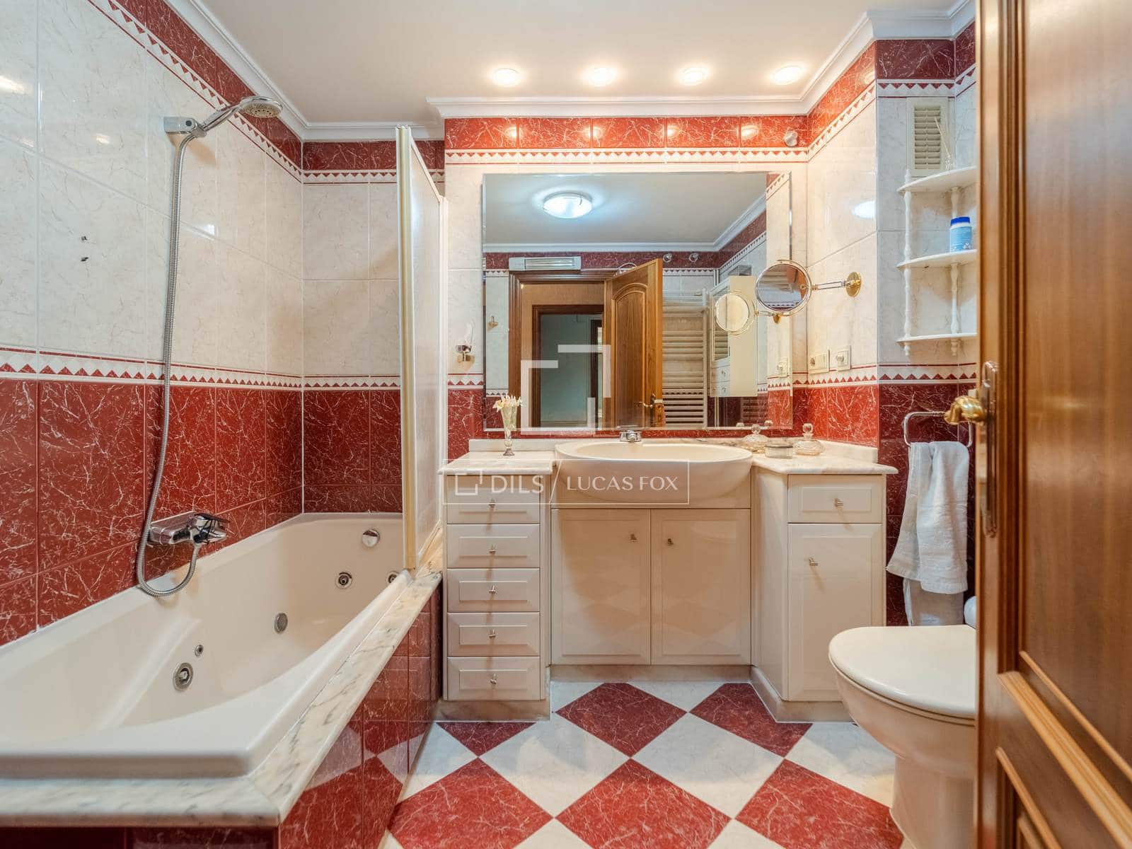 4 soveværelse Lejlighed til salg i Valencia by med garage - € 790.000 (Ref: 9798114)