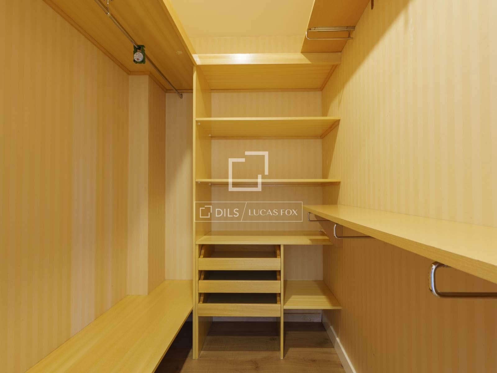 3 sypialnia Penthouse na sprzedaż w Miasto Madryt z basenem - 1 675 000 € (Ref: 9798255)