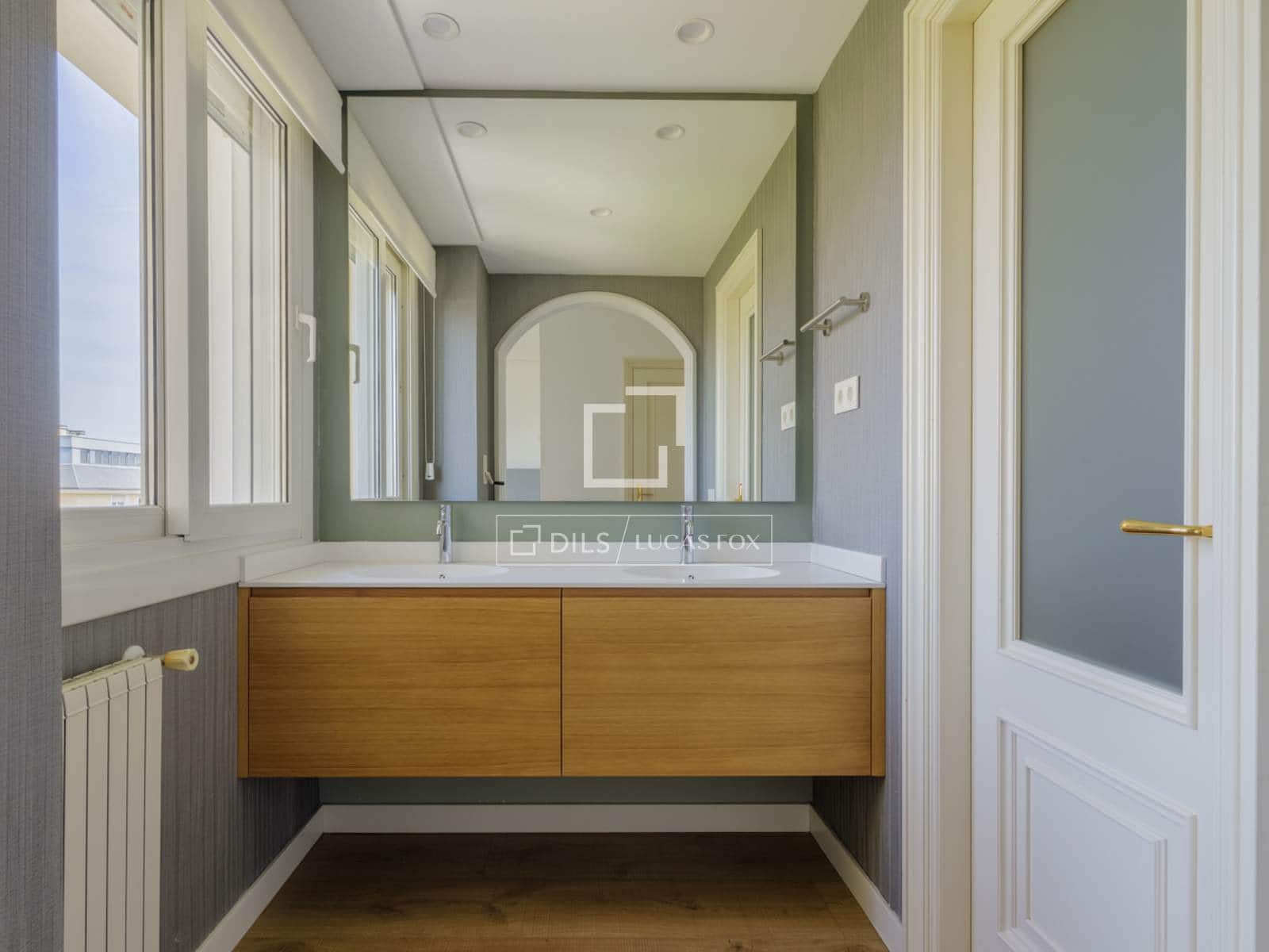 3 sypialnia Penthouse na sprzedaż w Miasto Madryt z basenem - 1 675 000 € (Ref: 9798255)