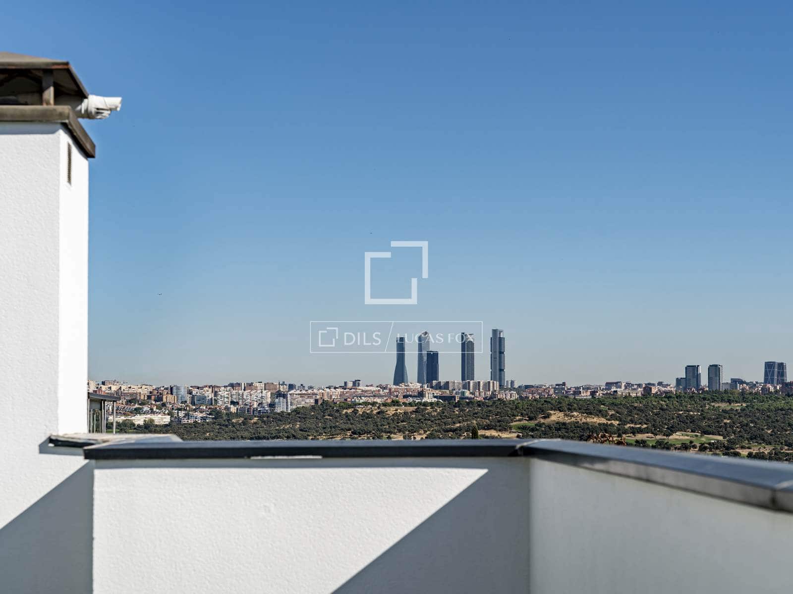 3 sypialnia Penthouse na sprzedaż w Miasto Madryt z basenem - 1 675 000 € (Ref: 9798255)