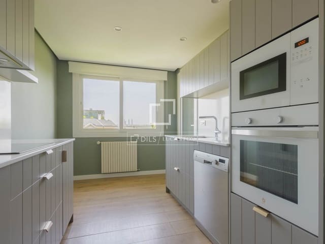 3 chambre Penthouse à vendre à Madrid ville avec piscine - 1 675 000 € (Ref: 9798255)