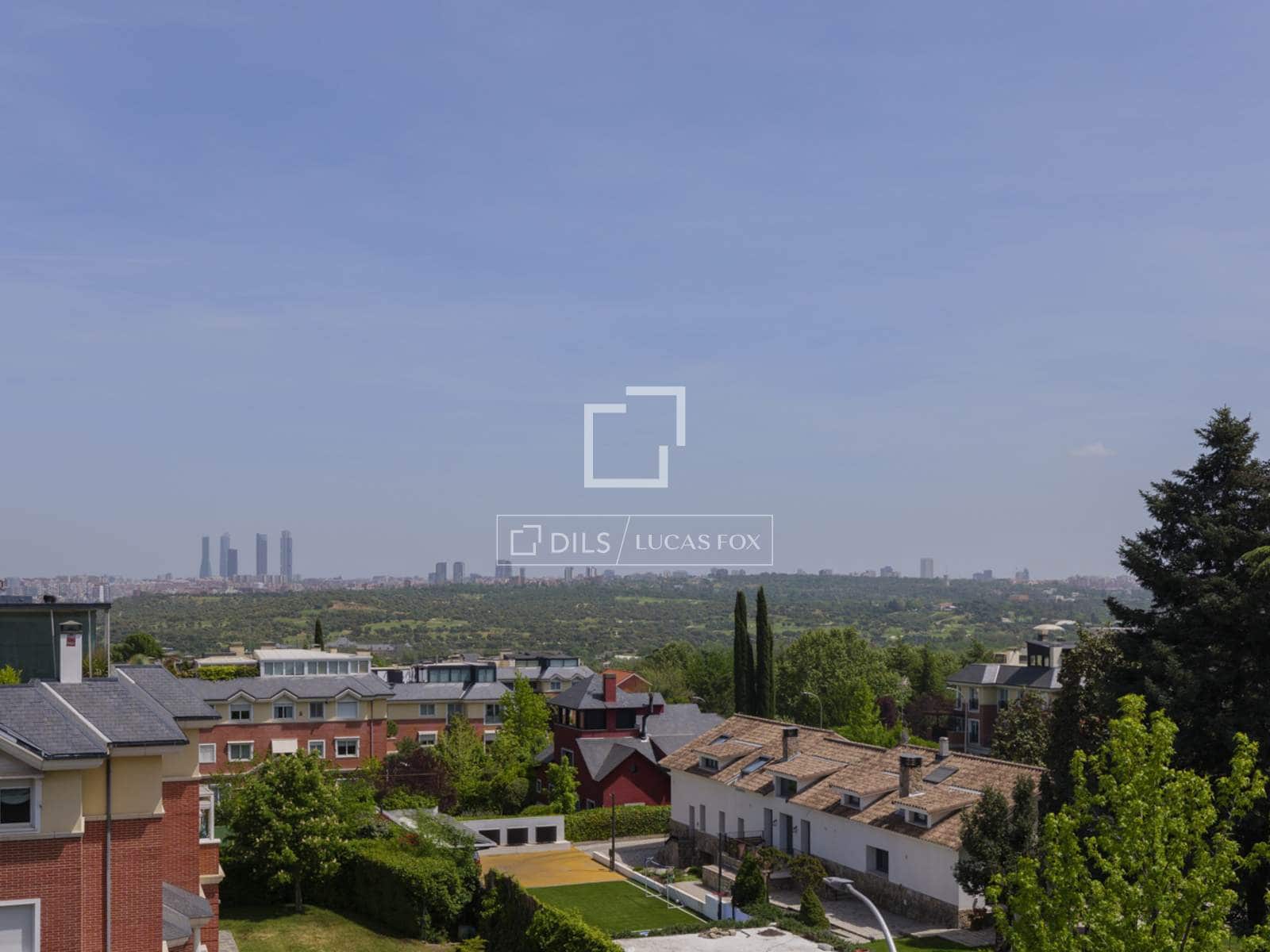 3 sypialnia Penthouse na sprzedaż w Miasto Madryt z basenem - 1 675 000 € (Ref: 9798255)