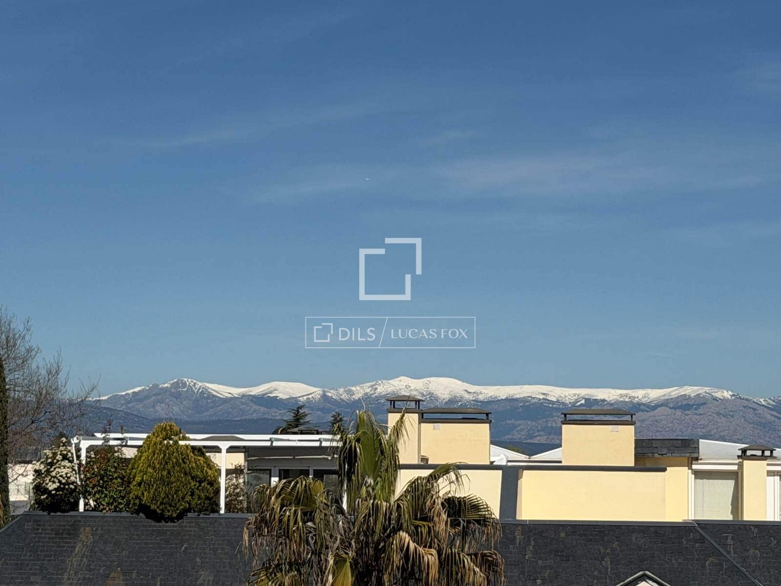 3 sypialnia Penthouse na sprzedaż w Miasto Madryt z basenem - 1 675 000 € (Ref: 9798255)