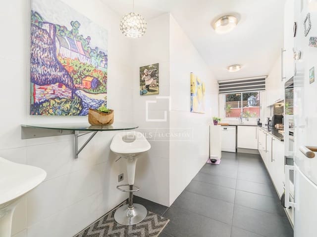 3 slaapkamer Appartement te koop in Barcelona stad met zwembad garage - € 620.000 (Ref: 9798256)