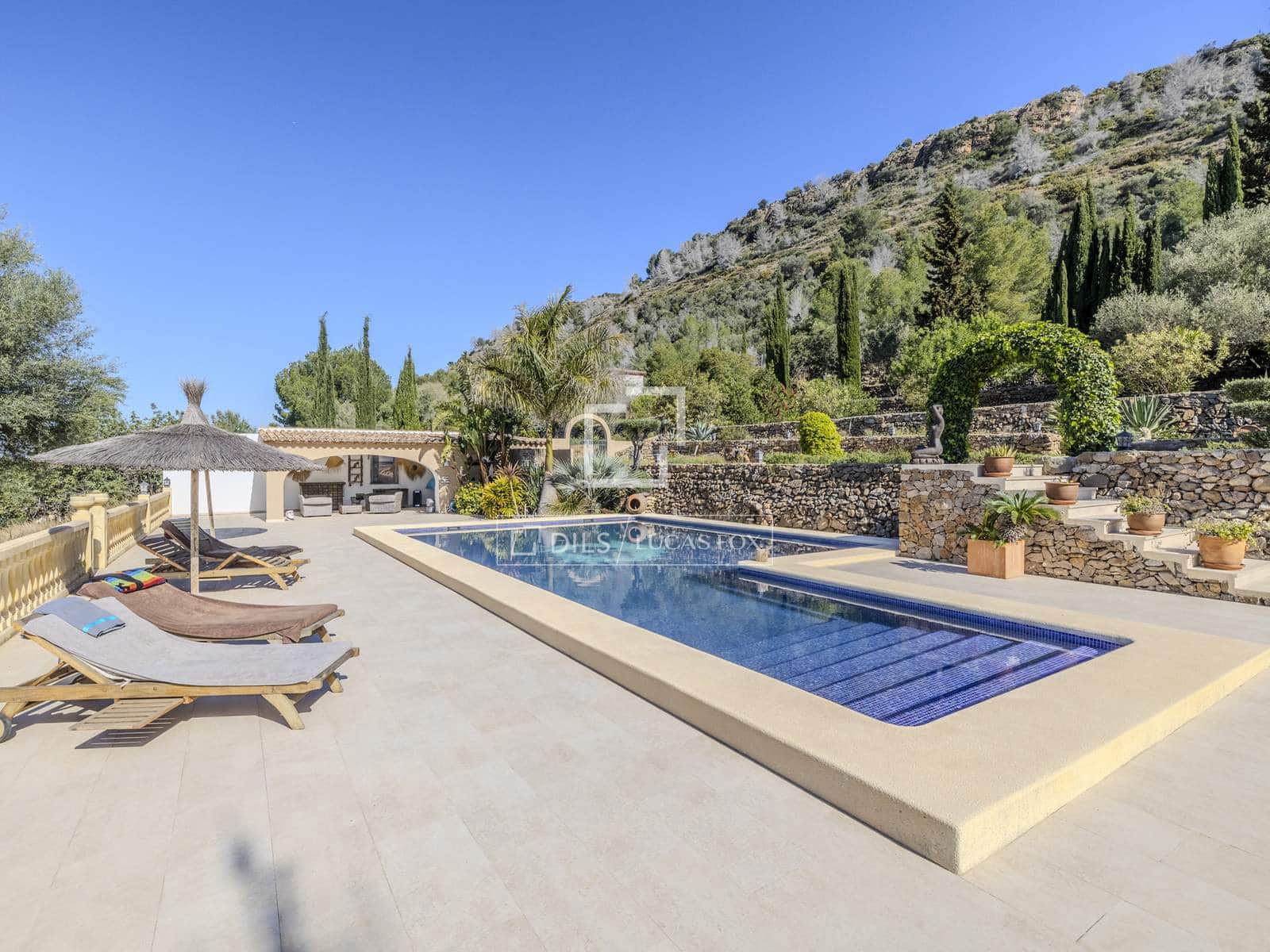 3 quarto Moradia para venda em Pedreguer com piscina garagem - 995 000 € (Ref: 9798354)