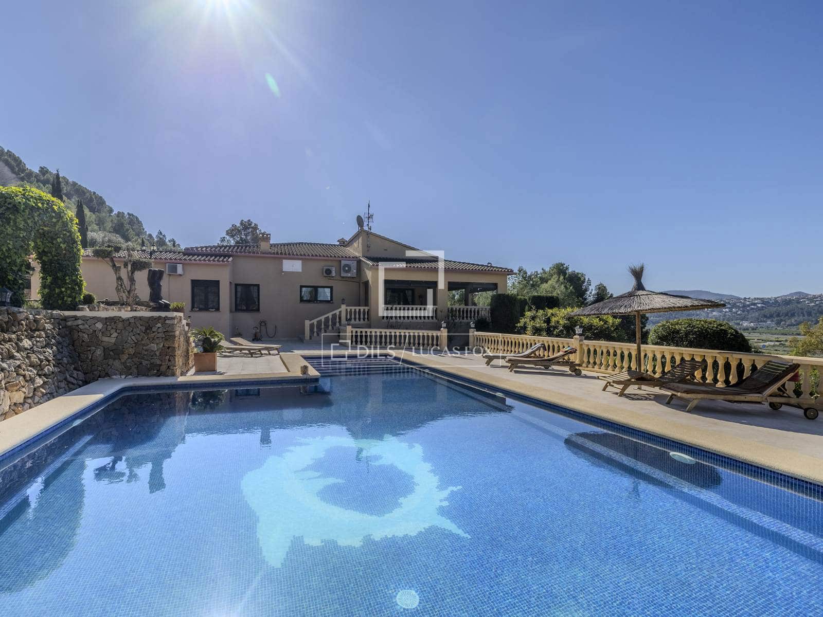 3 quarto Moradia para venda em Pedreguer com piscina garagem - 995 000 € (Ref: 9798354)