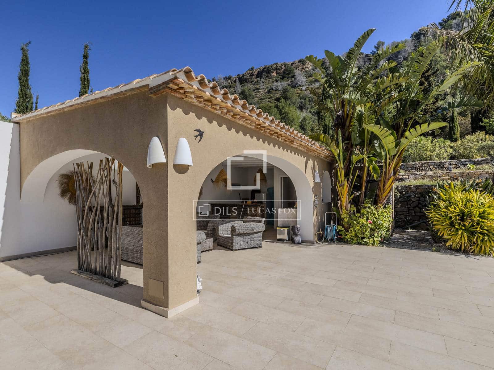 3 quarto Moradia para venda em Pedreguer com piscina garagem - 995 000 € (Ref: 9798354)