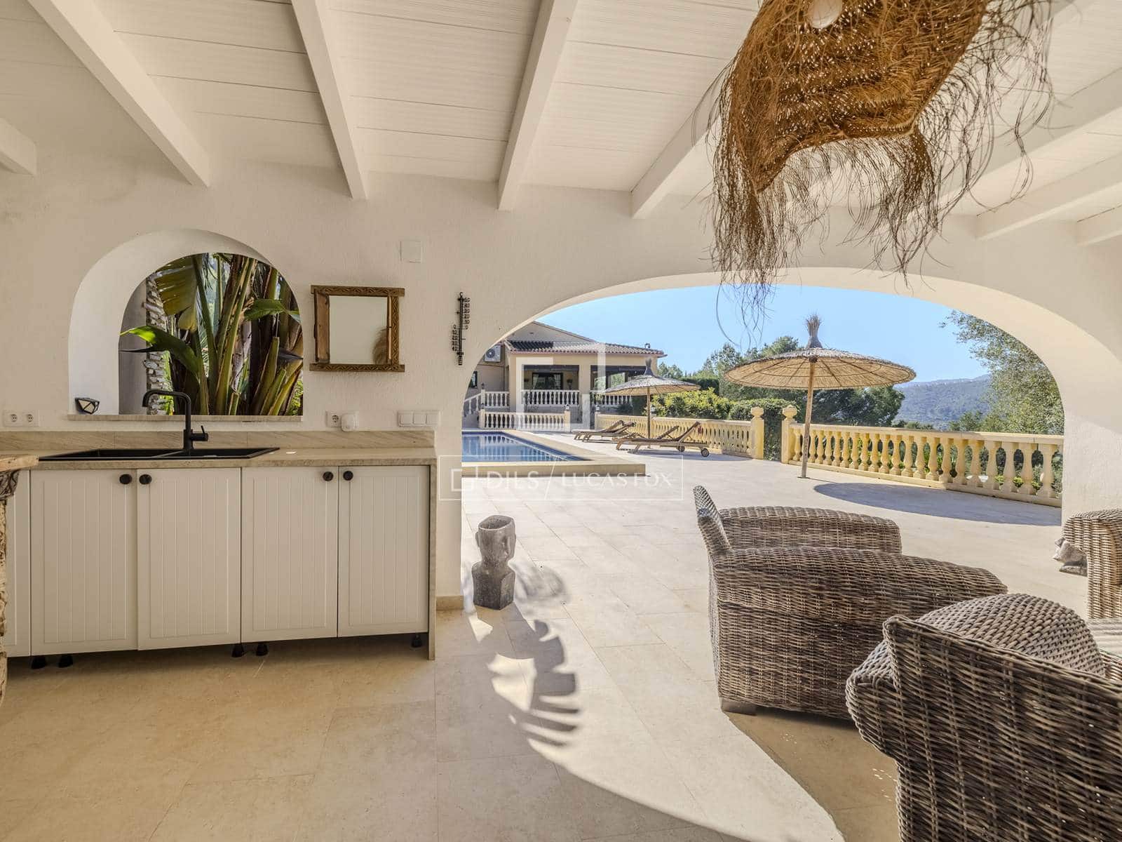 3 quarto Moradia para venda em Pedreguer com piscina garagem - 995 000 € (Ref: 9798354)