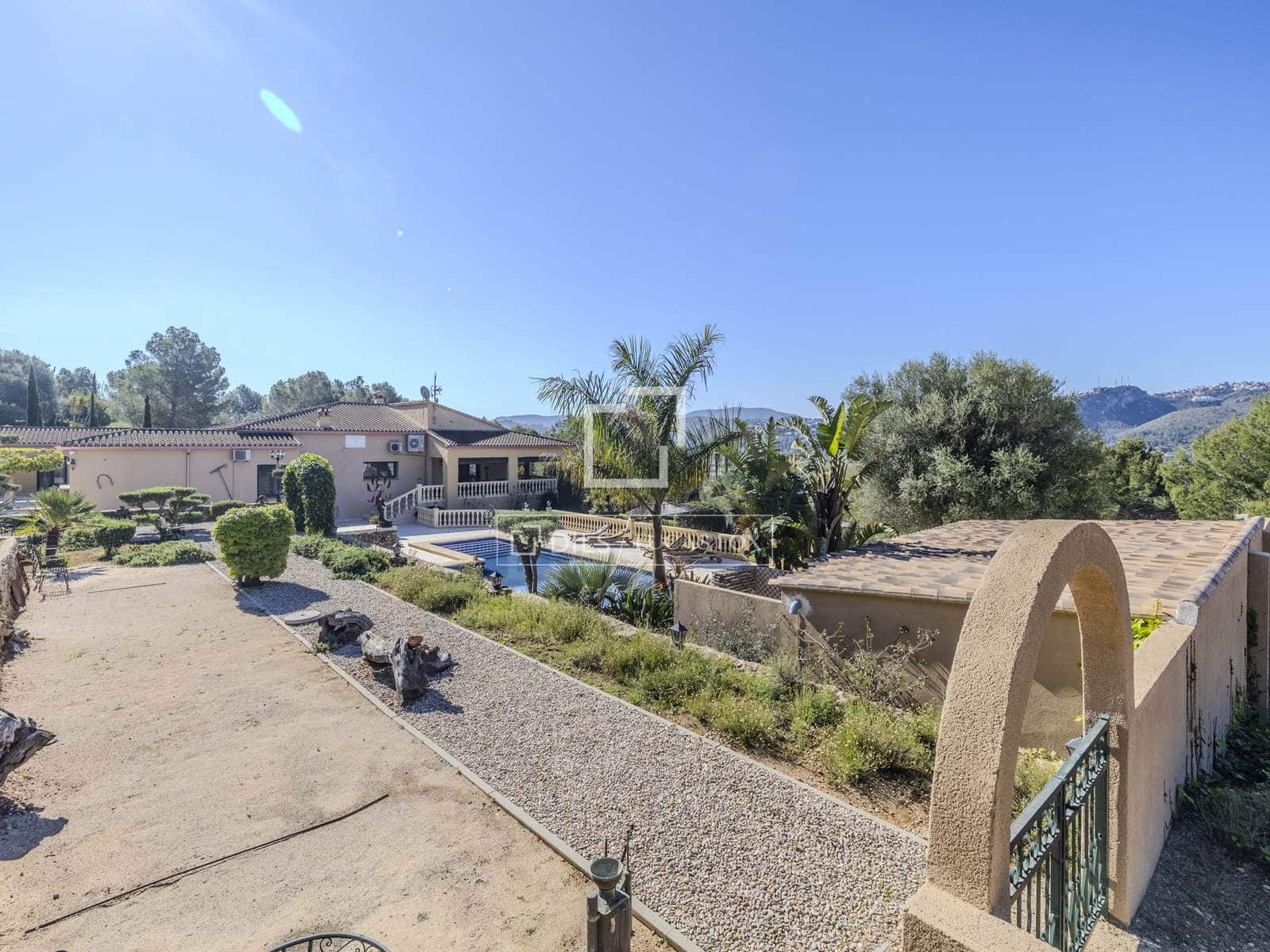 3 quarto Moradia para venda em Pedreguer com piscina garagem - 995 000 € (Ref: 9798354)