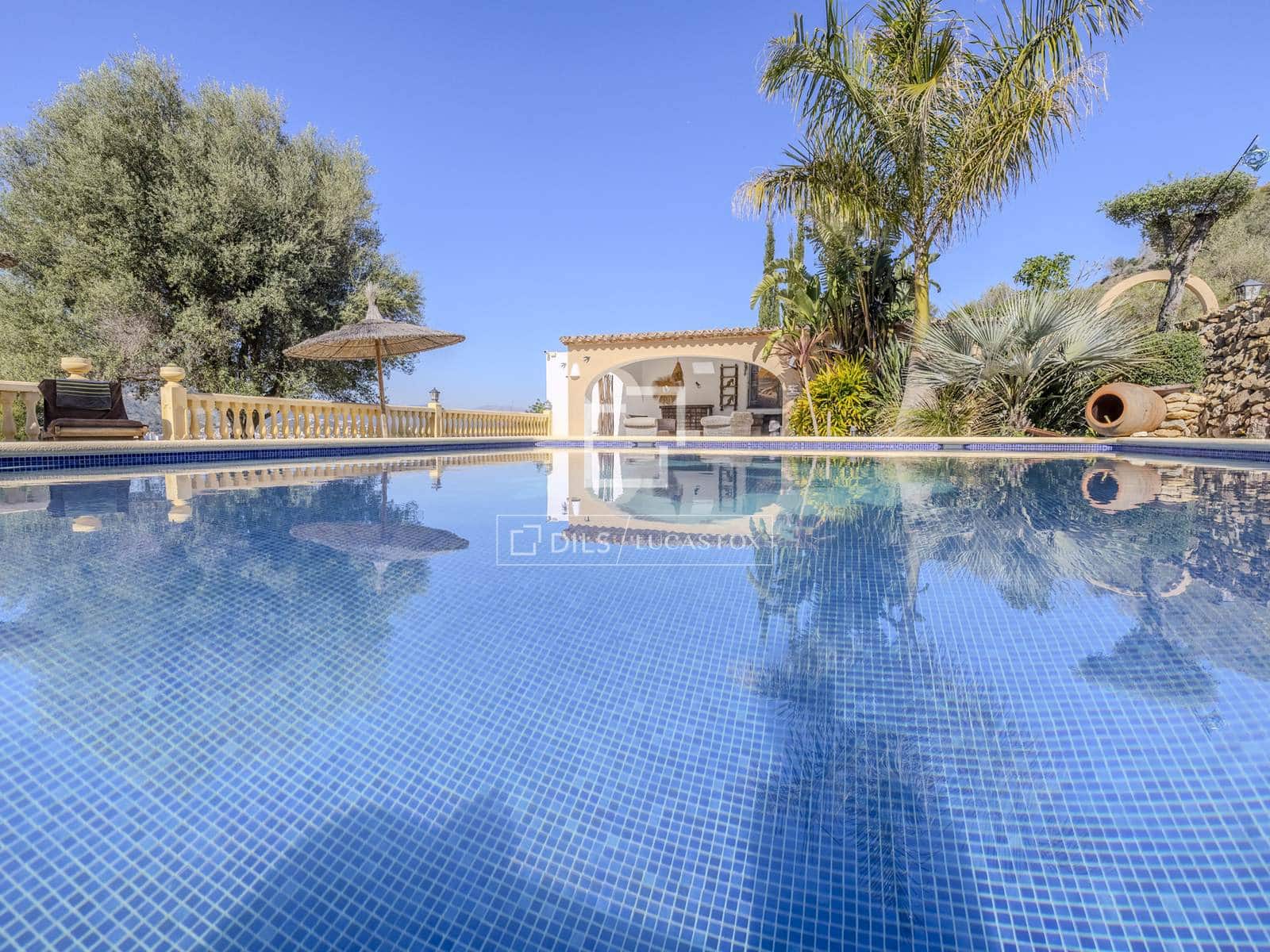 3 quarto Moradia para venda em Pedreguer com piscina garagem - 995 000 € (Ref: 9798354)