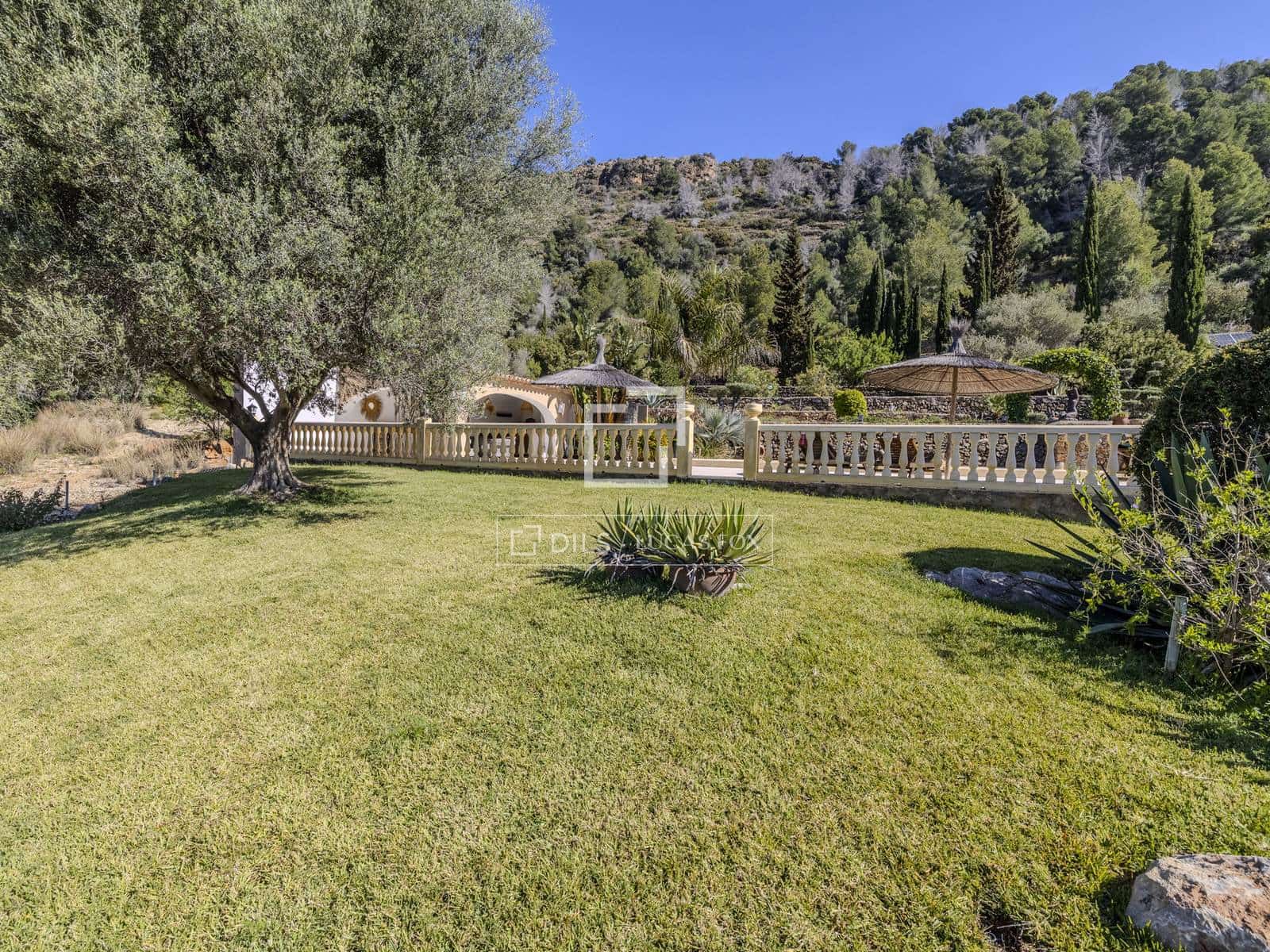 3 quarto Moradia para venda em Pedreguer com piscina garagem - 995 000 € (Ref: 9798354)