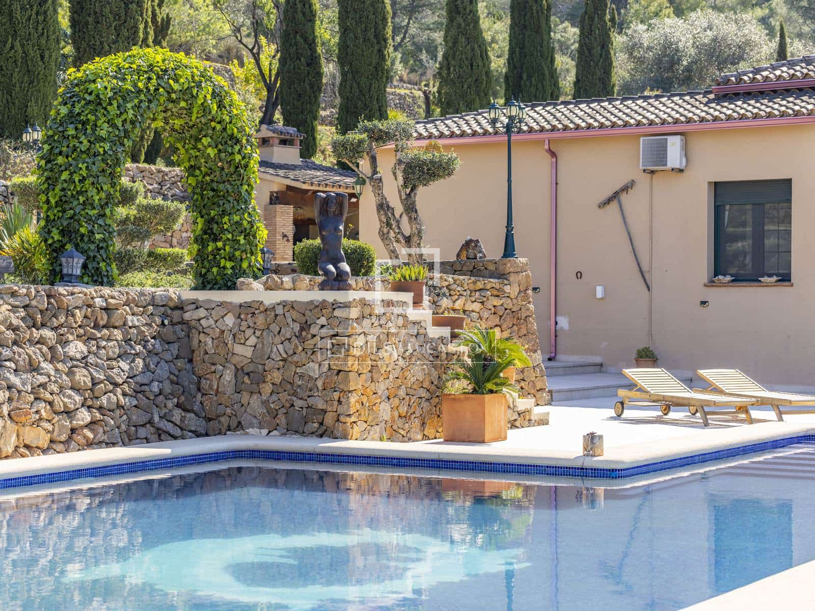 3 quarto Moradia para venda em Pedreguer com piscina garagem - 995 000 € (Ref: 9798354)