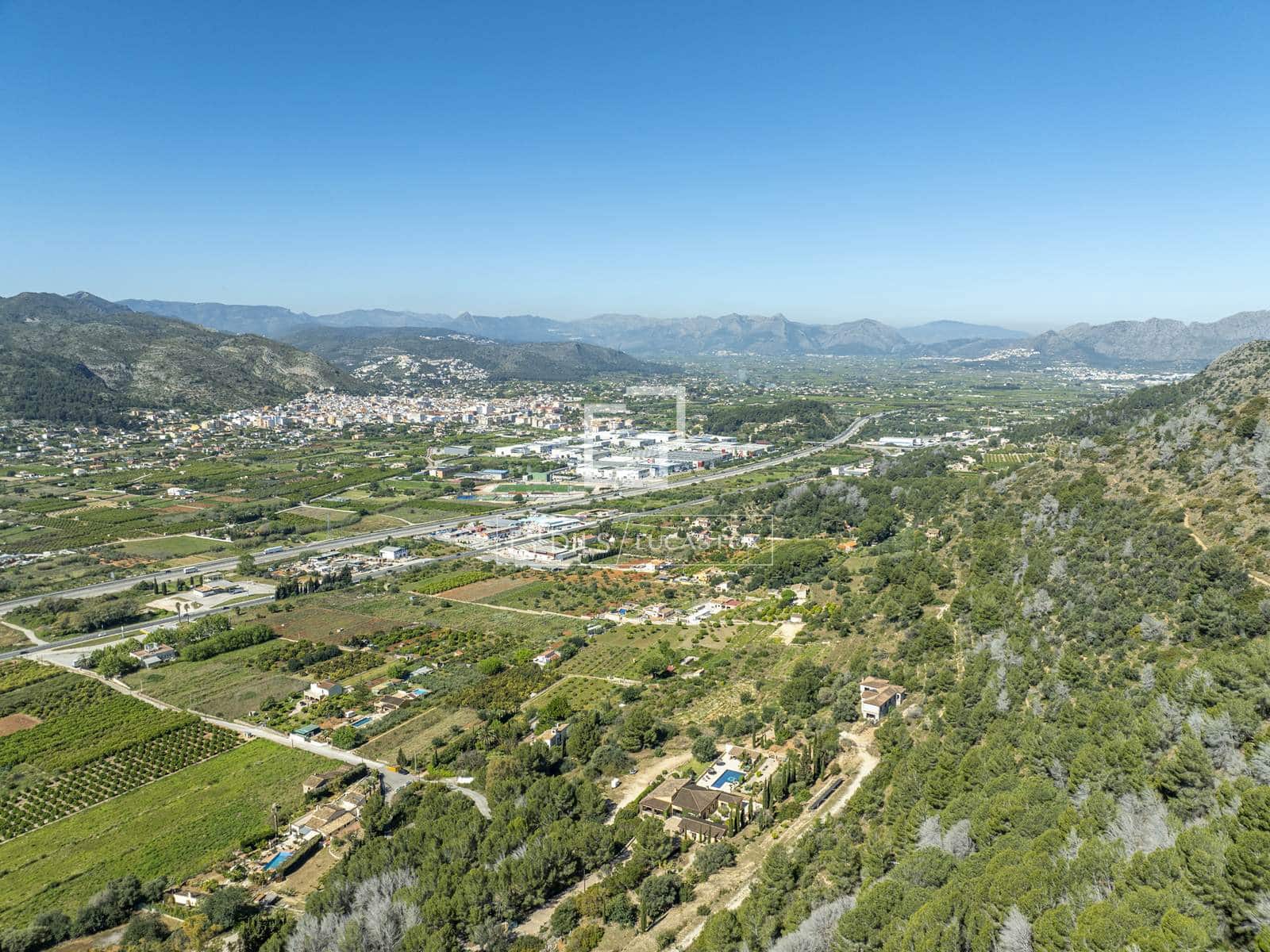 3 bedroom Villa for sale in Pedreguer with pool garage - € 995,000 (Ref: 9798354)