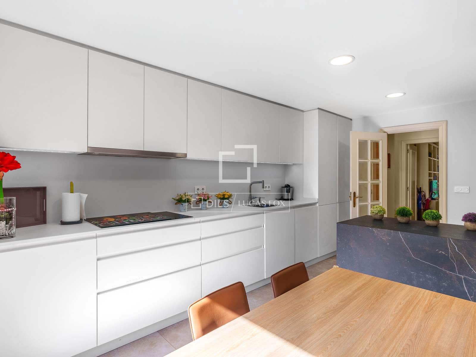 4 sypialnia Apartament na sprzedaż w Donostia-San Sebastian z basenem garażem - 2 650 000 € (Ref: 9798446)