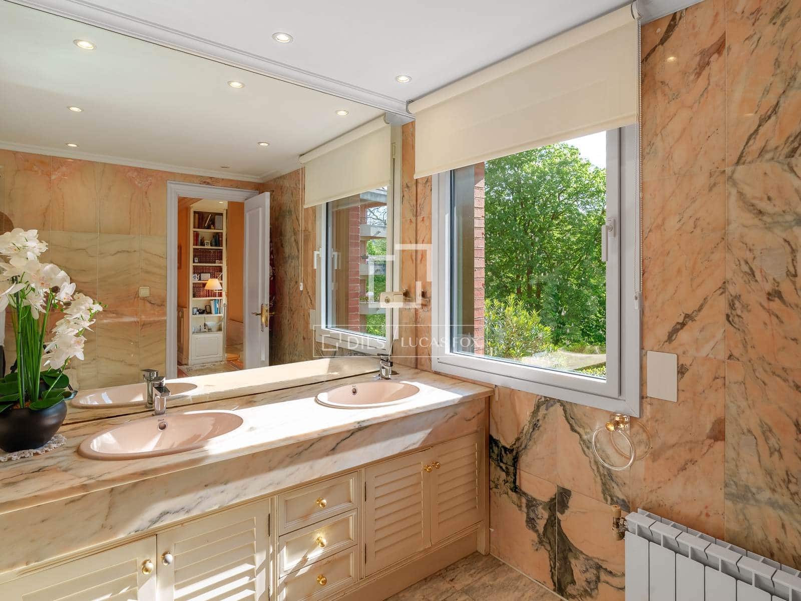 4 sypialnia Apartament na sprzedaż w Donostia-San Sebastian z basenem garażem - 2 650 000 € (Ref: 9798446)