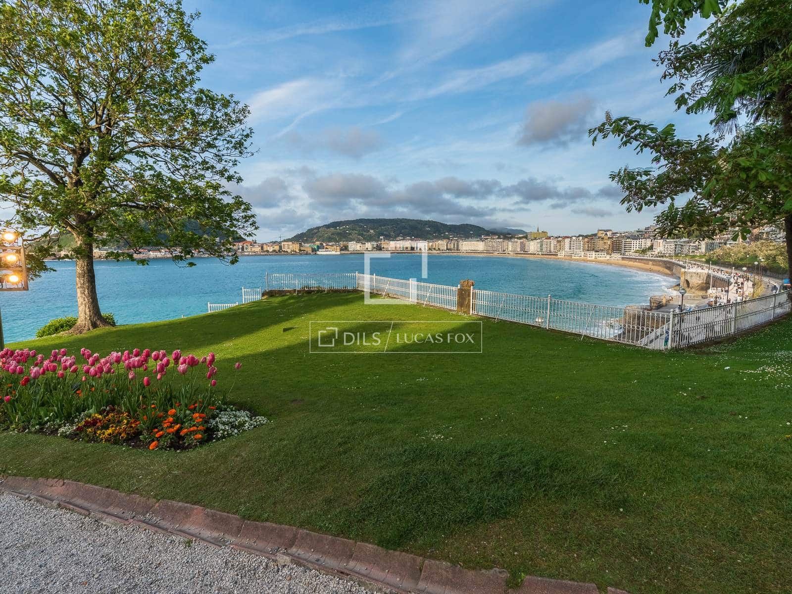 4 sypialnia Apartament na sprzedaż w Donostia-San Sebastian z basenem garażem - 2 650 000 € (Ref: 9798446)