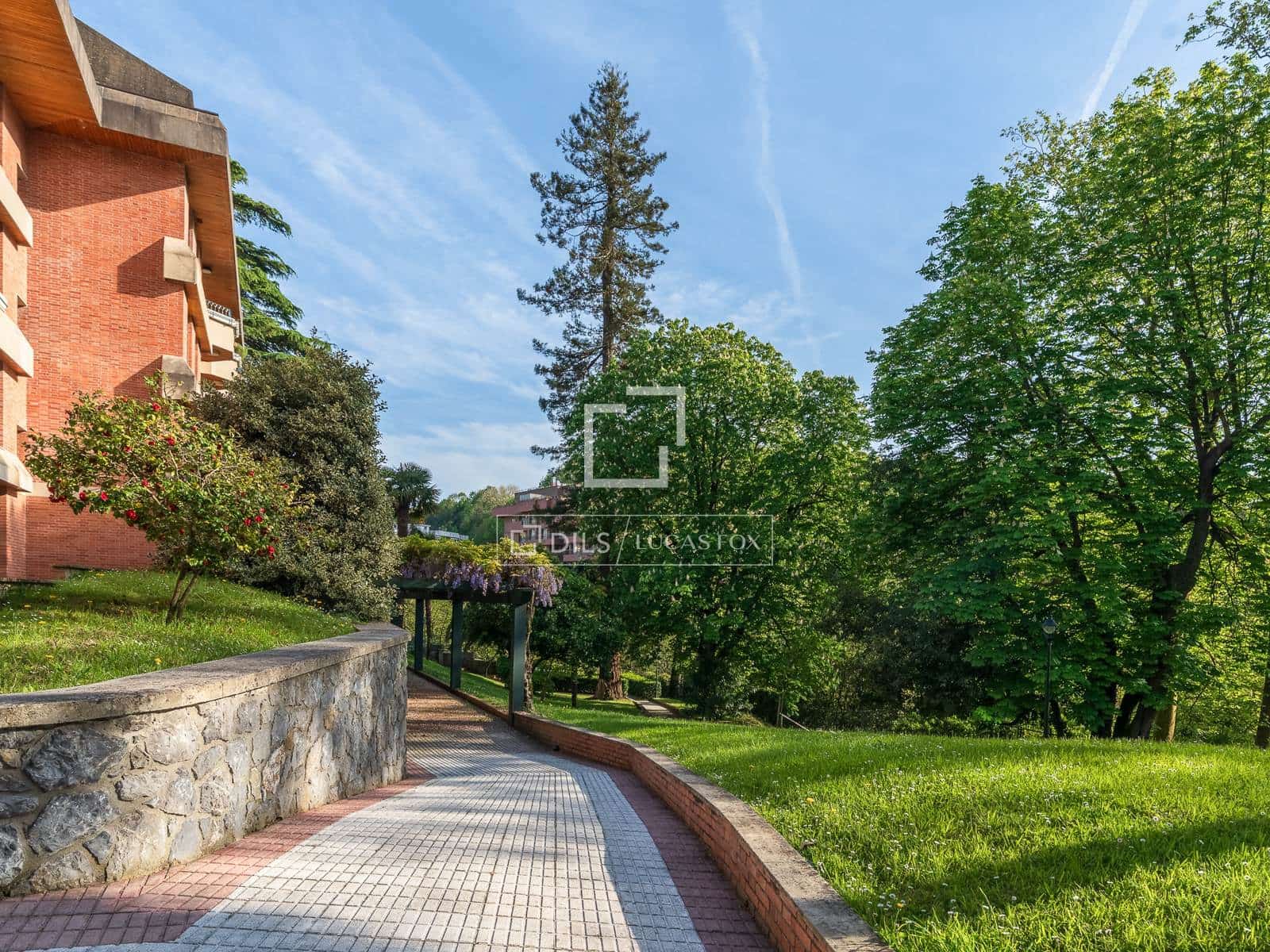 4 sypialnia Apartament na sprzedaż w Donostia-San Sebastian z basenem garażem - 2 650 000 € (Ref: 9798446)